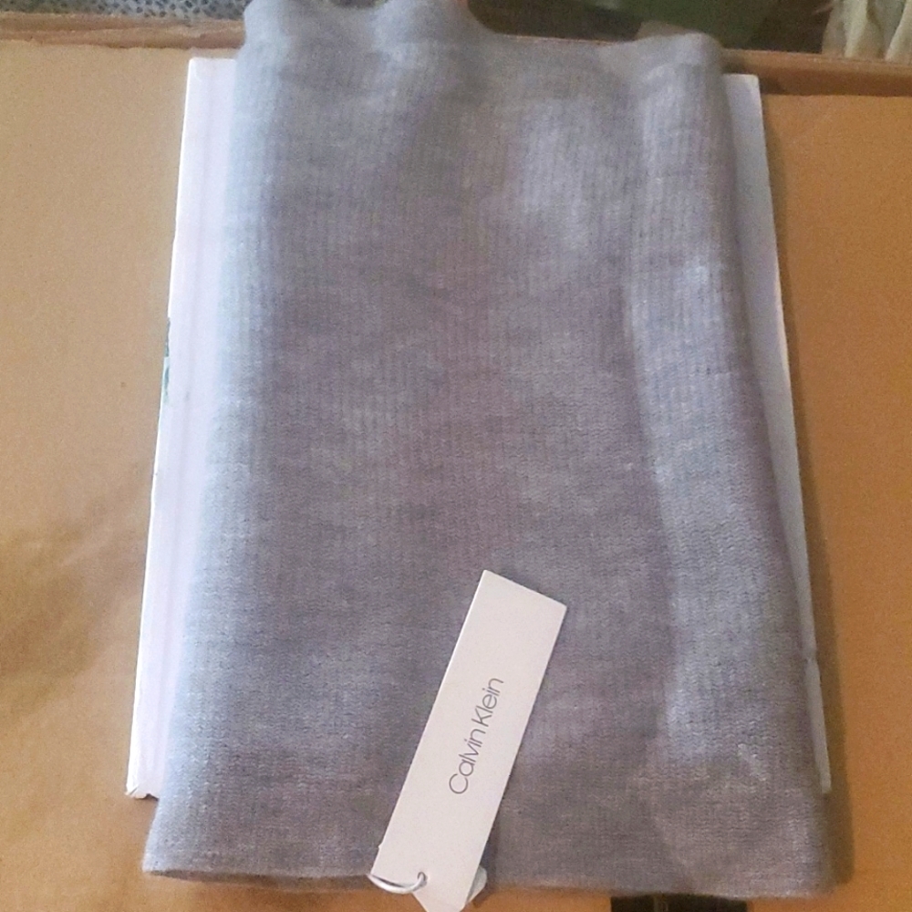 Infinity scarf